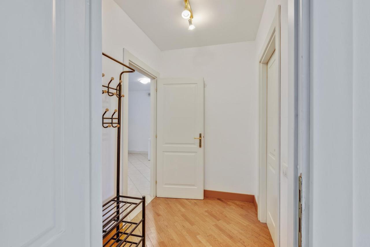 Il Broletto Apartment - Affitti Brevi Italia Lecco Εξωτερικό φωτογραφία